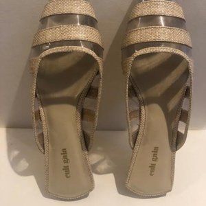 Cult Gaia Femi Flat Natural Size 40